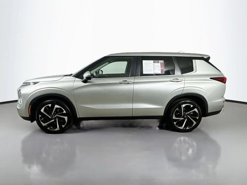 Used 2024 Mitsubishi Outlander SE FWD image 5