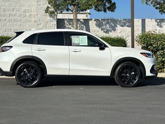 Used 2023 Honda HR-V Sport video 3