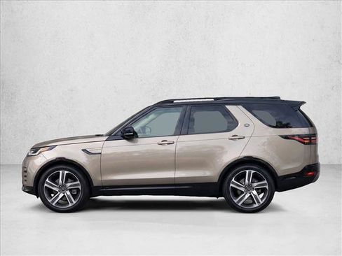 Used 2021 Land Rover Discovery HSE R-Dynamic AWD/4WD image 4