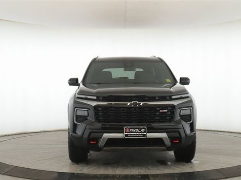 Used 2025 Chevrolet Traverse Z71 image 12