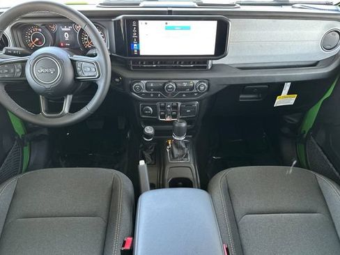 New 2026 Jeep Gladiator Sport AWD/4WD image 12