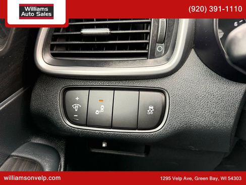 Used 2019 Kia Sorento S image 25
