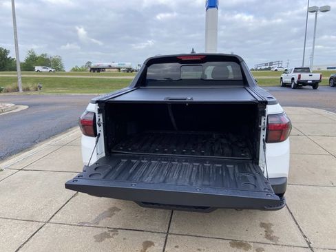 Used 2023 Hyundai Santa Cruz SEL Premium w/ Cargo Package image 22