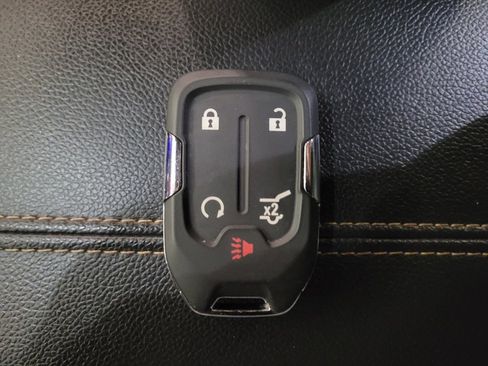 Used 2022 GMC Terrain AT4 AWD/4WD image 32