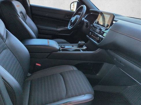 Used 2024 Nissan Pathfinder Rock Creek image 21