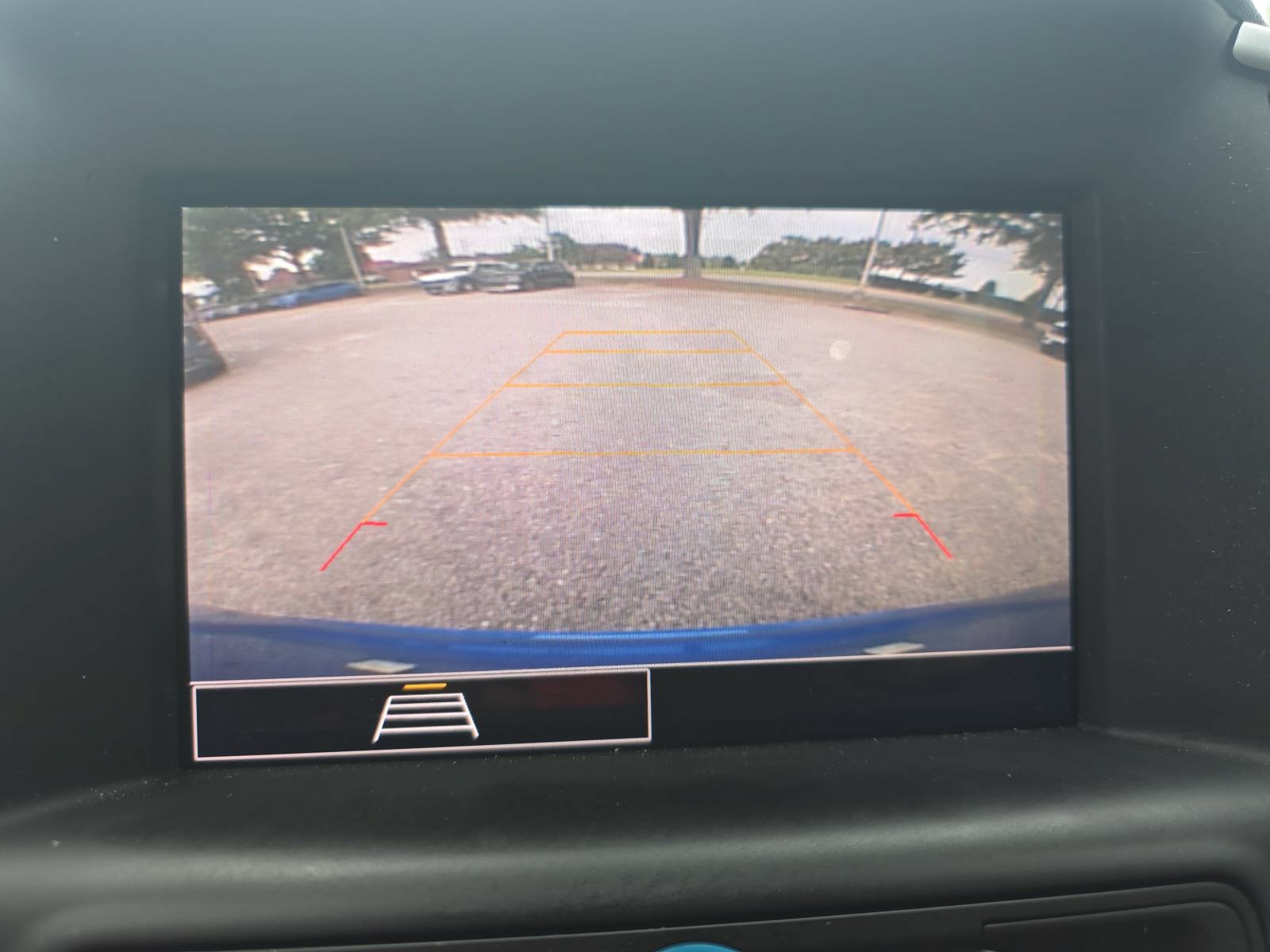 Used 2024 GMC Terrain SLE w/ Elevation Edition FWD image 22
