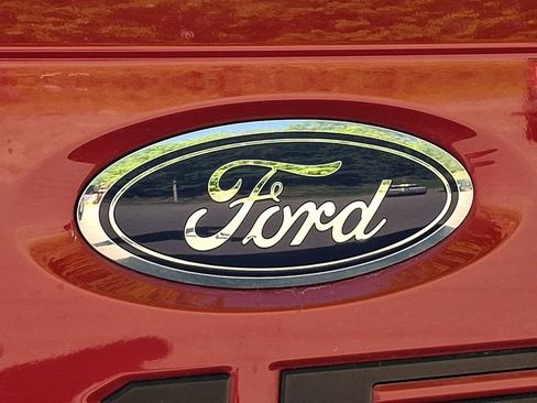 Used 2023 Ford F150 Lariat w/ Equipment Group 502A High AWD/4WD image 31