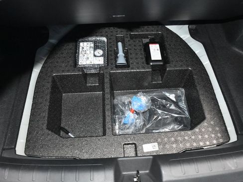 Used 2025 Honda Civic Sport Touring image 35