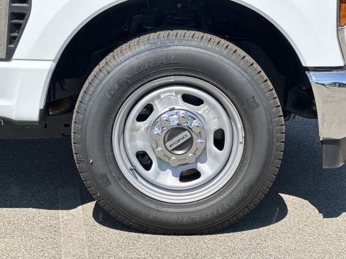New 2025 Ford F350 XL w/ XL Chrome Package image 30