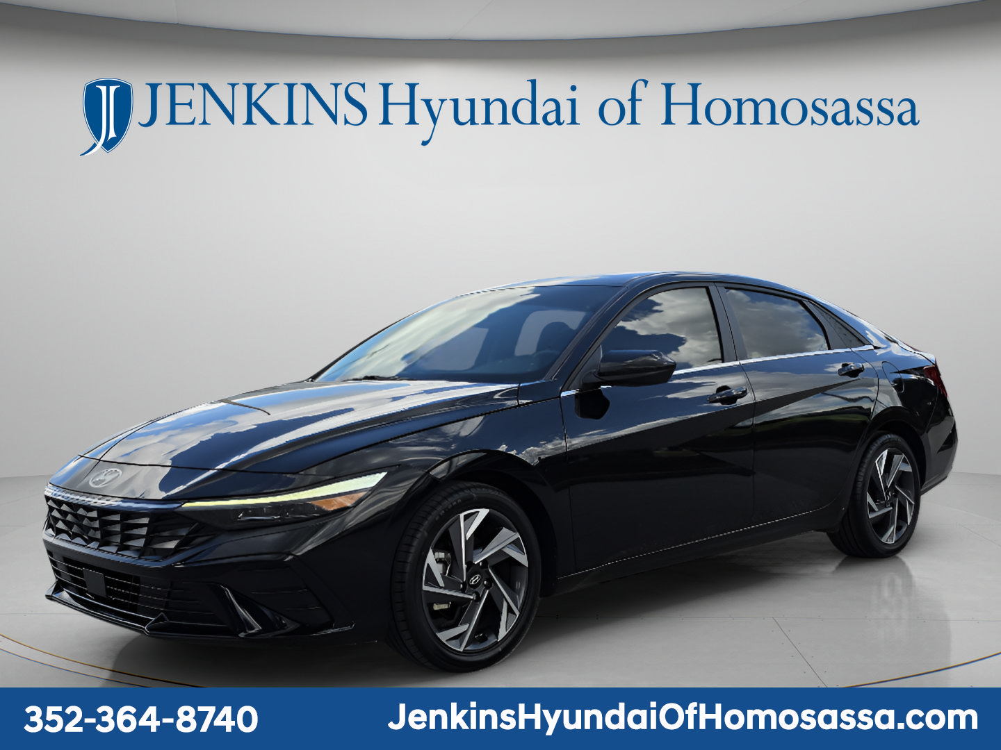 Used 2024 Hyundai Elantra SEL w/ Convenience Package FWD image 9