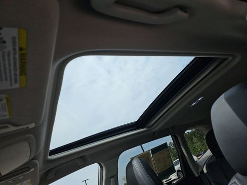 Used 2024 Subaru Forester Limited image 55