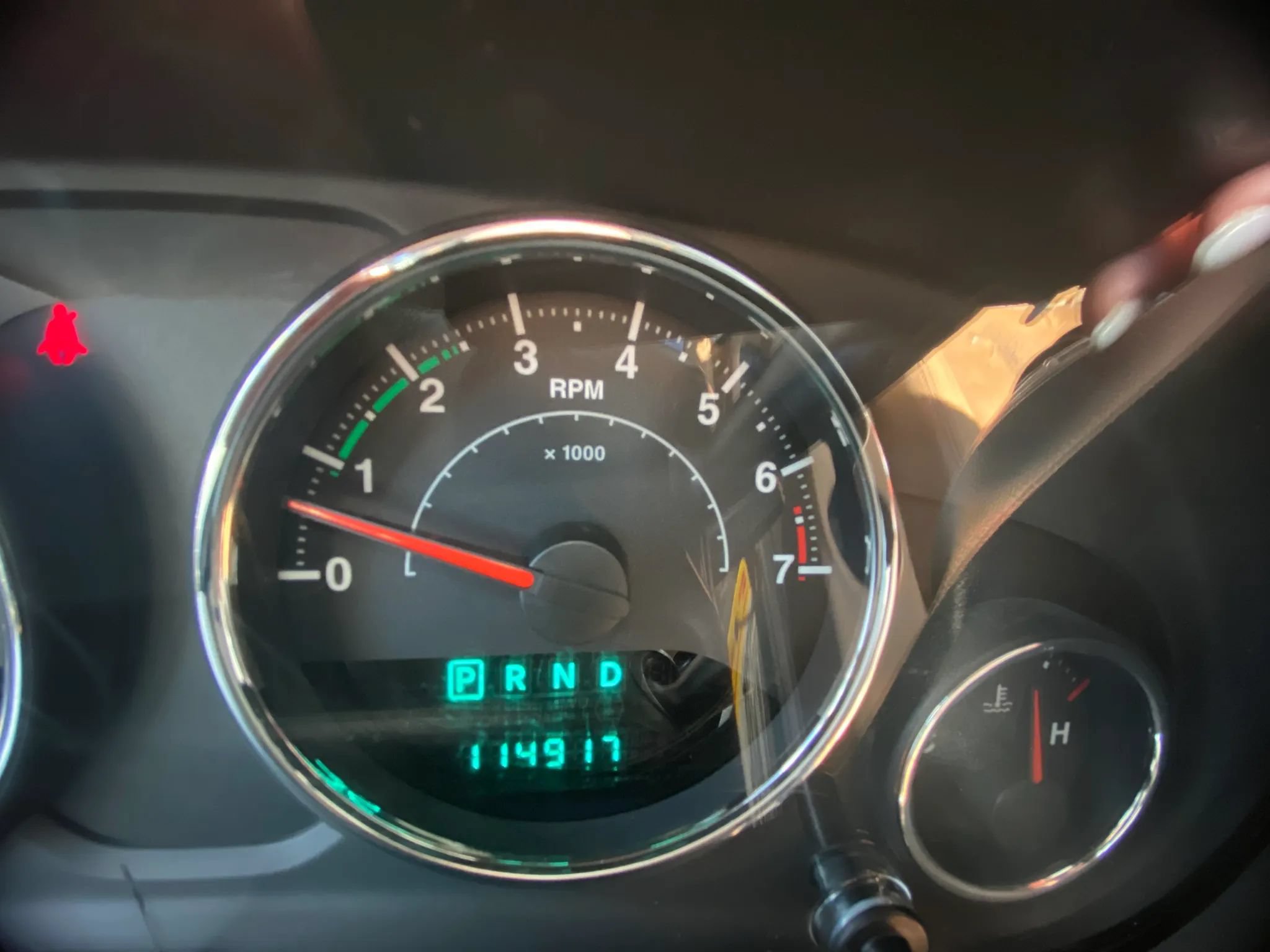 Used 2014 Jeep Wrangler Unlimited Sahara w/ Connectivity Group AWD/4WD image 10