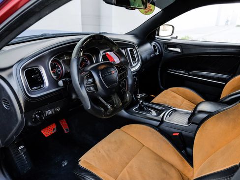 Used 2020 Dodge Charger Scat Pack RWD image 3