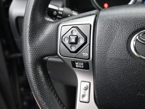 Used 2018 Toyota 4Runner Limited AWD/4WD image 24