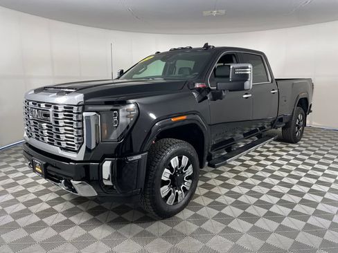 New 2026 GMC Sierra 3500 Denali w/ Denali Reserve Package AWD/4WD image 1
