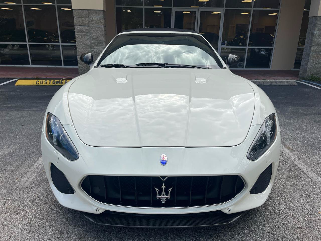 Used 2018 Maserati GranTurismo MC RWD image 31