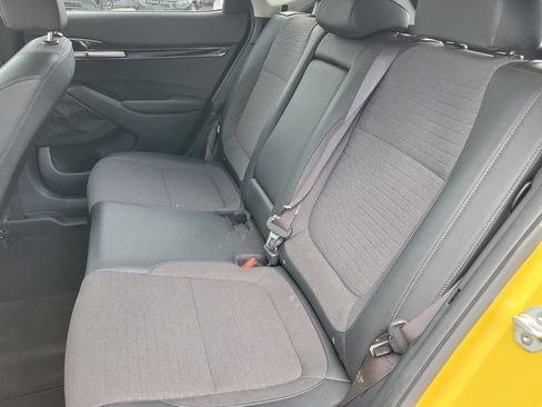 Used 2022 Kia Seltos S FWD image 14