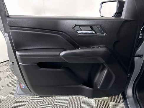 Used 2023 Chevrolet Colorado LT w/ LT Convenience Package II AWD/4WD image 23