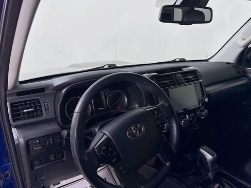 Used 2023 Toyota 4Runner TRD Off-Road Premium w/ Off Road Premium Plus Package AWD/4WD image 9