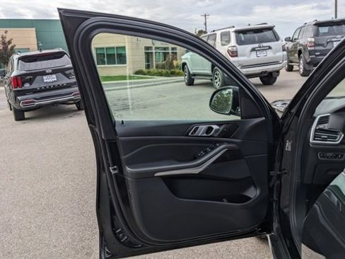 Used 2019 BMW X5 xDrive40i w/ Convenience Package image 28