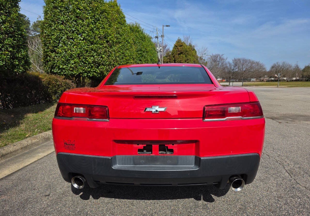 Used 2014 Chevrolet Camaro LS RWD image 4