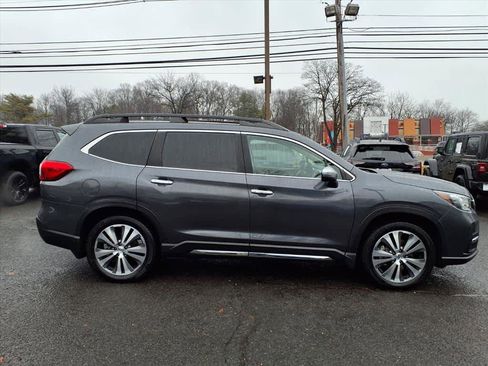 Used 2022 Subaru Ascent Touring image 8