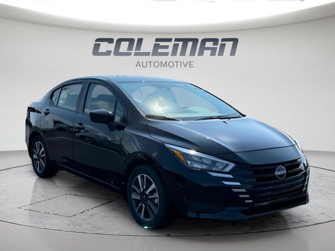 New 2025 Nissan Versa SV w/ Trunk Package FWD image 7