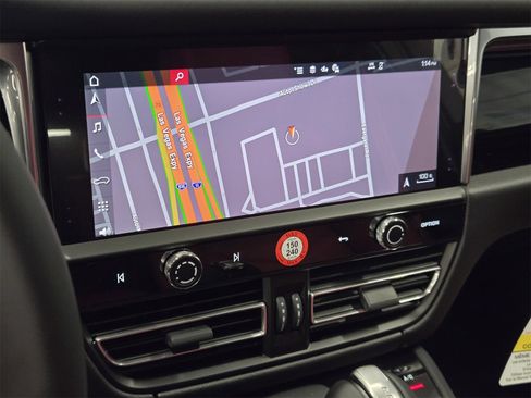 New 2026 Porsche Macan S image 22