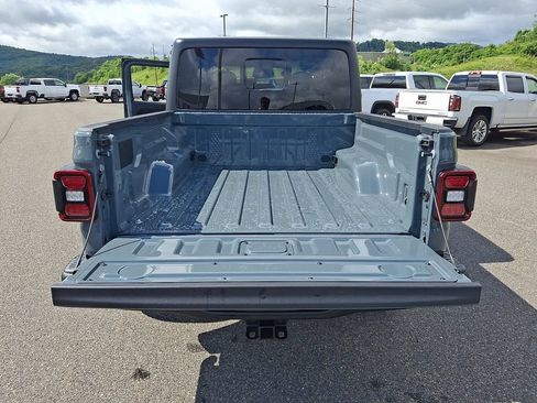 Used 2026 Jeep Gladiator Rubicon AWD/4WD image 29