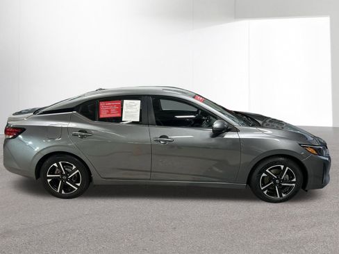 Certified 2024 Nissan Sentra SV FWD image 40