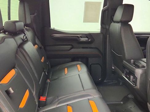 Used 2023 GMC Sierra 1500 AT4 w/ Technology Package AWD/4WD image 23