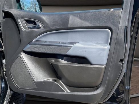 Used 2020 Chevrolet Colorado Z71 image 23