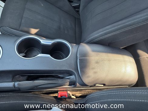 Used 2023 Ford Mustang Coupe image 30