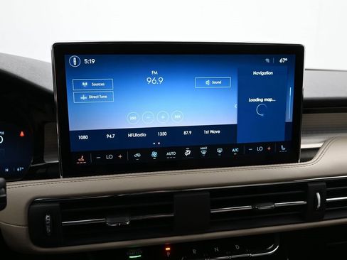 Used 2025 Lincoln Corsair FWD image 16