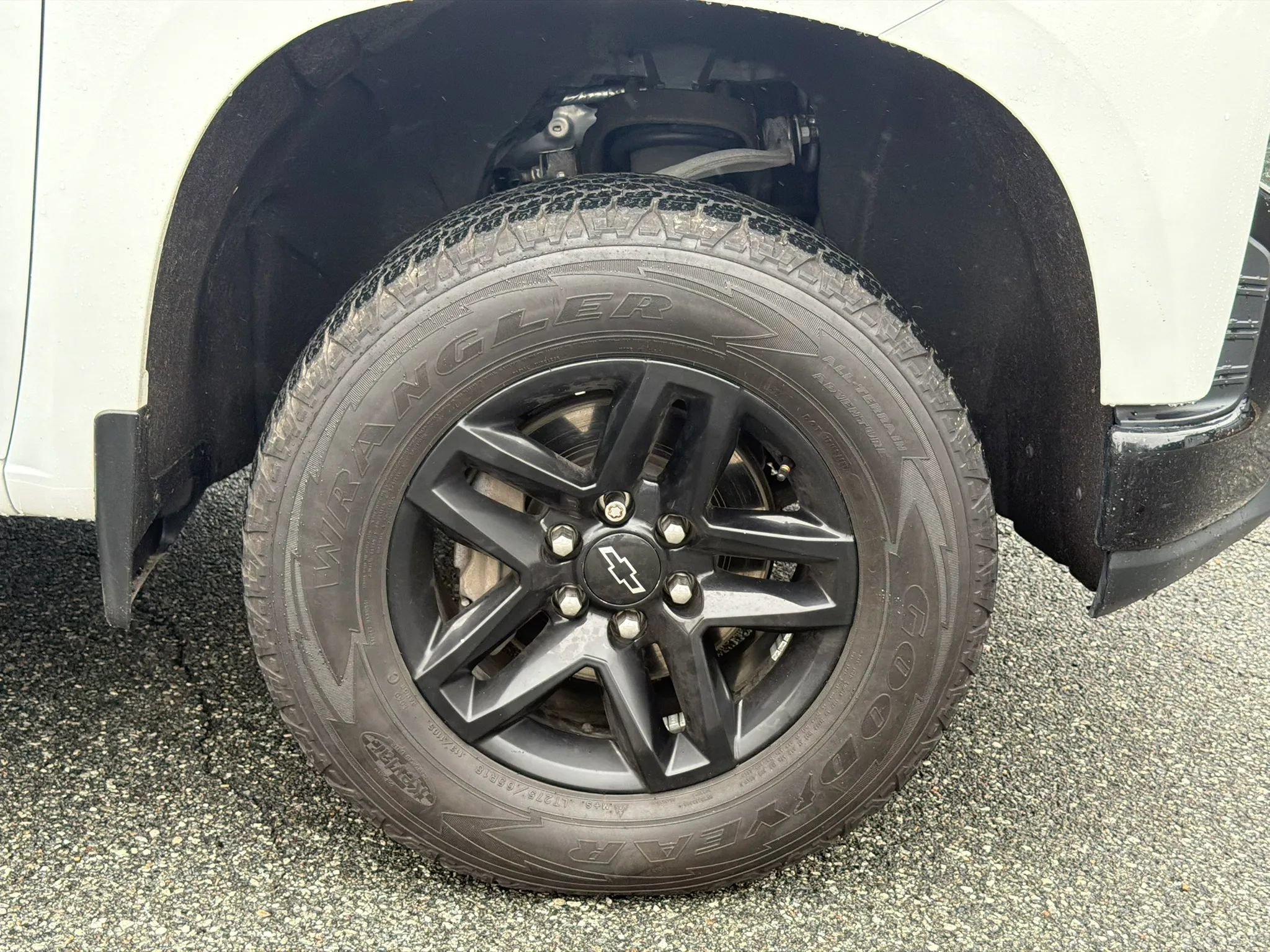 Used 2020 Chevrolet Silverado 1500 LT Trail Boss AWD/4WD image 9