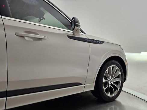 Used 2022 Lincoln Aviator Grand Touring w/ Equipment Group 301A image 14