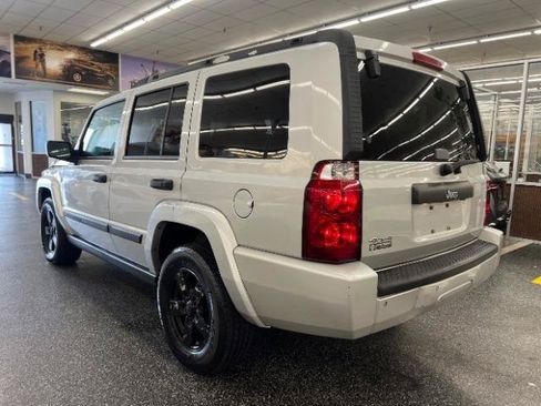 Used 2006 Jeep Commander 4WD image 6