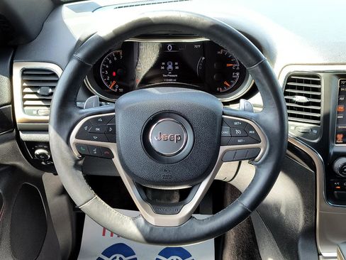 Used 2016 Jeep Grand Cherokee Laredo 75th Anniversary image 19