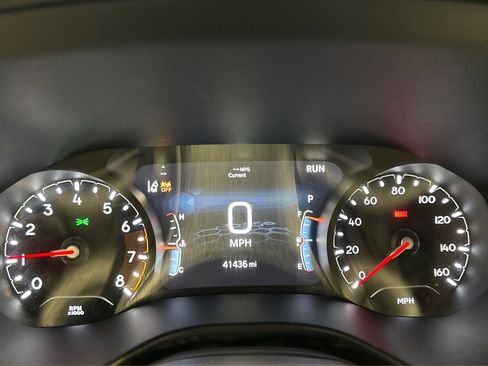 Used 2025 Jeep Compass Limited AWD/4WD image 25