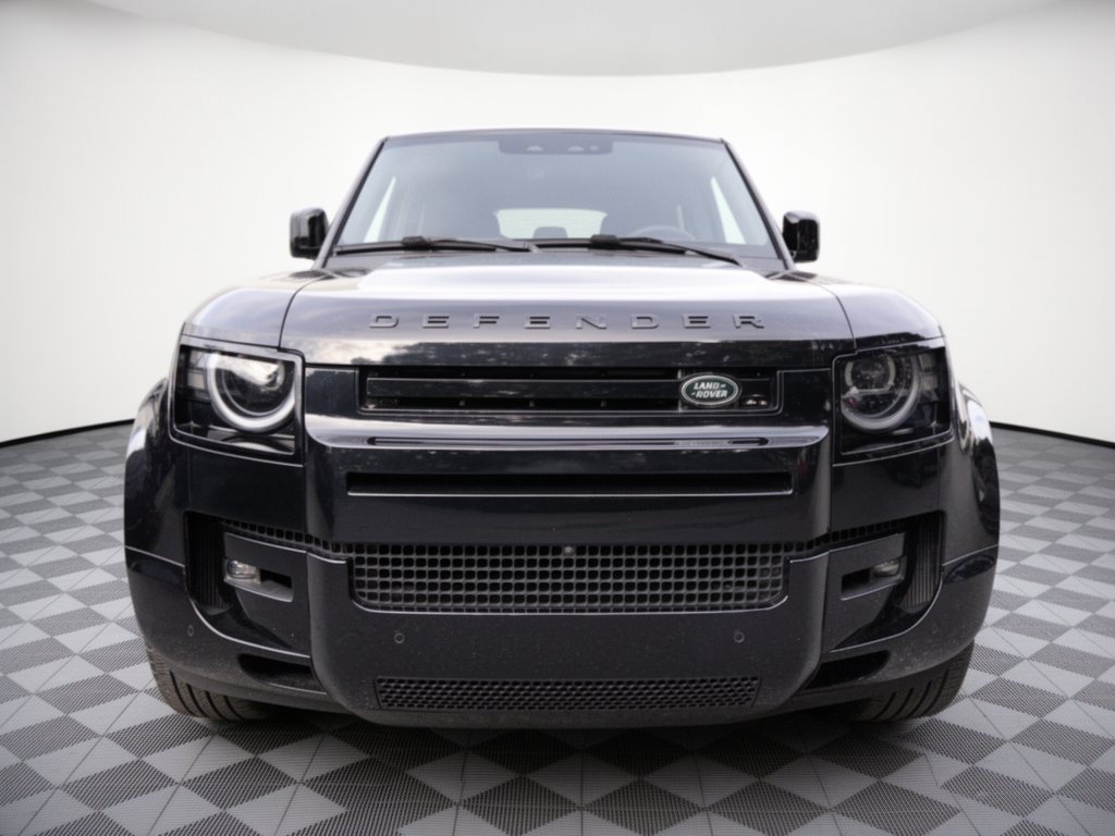 Used 2026 Land Rover Defender 110 X-Dynamic SE AWD/4WD image 6