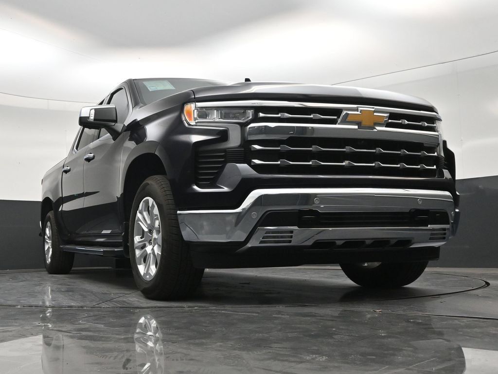 Used 2023 Chevrolet Silverado 1500 LTZ RWD image 25