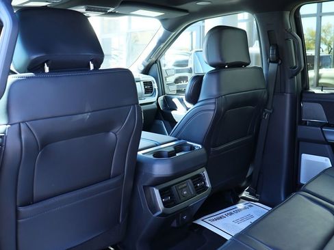 Used 2025 Ford F250 Platinum image 32