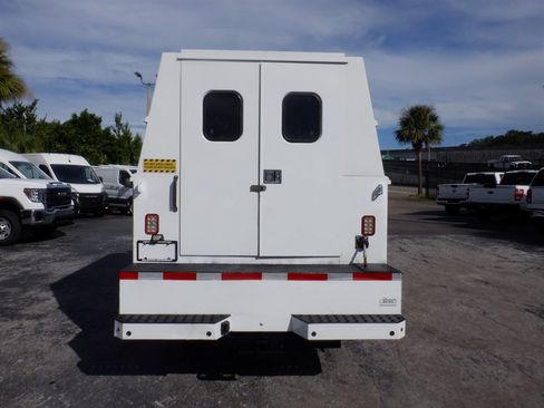 Used 2020 RAM 3500 SLT w/ Quick Order Package 2YG SLT RWD image 5