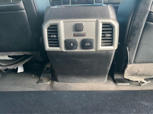Used 2019 Ford F450 Lariat w/ Lariat Ultimate Package AWD/4WD image 25