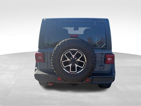 Used 2024 Jeep Wrangler Unlimited Rubicon image 7