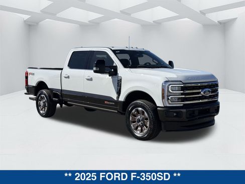 New 2025 Ford F350 King Ranch w/ FX4 Off-Road Package image 2