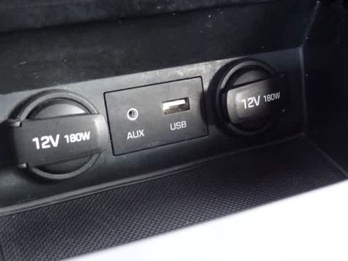 Used 2018 Hyundai Elantra SEL FWD image 21