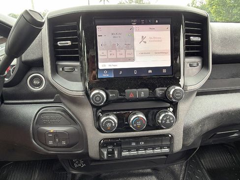 New 2026 RAM 3500 Tradesman AWD/4WD image 26
