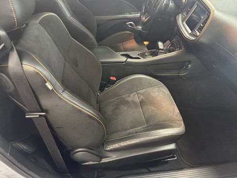 Used 2023 Dodge Challenger R/T Scat Pack RWD image 4