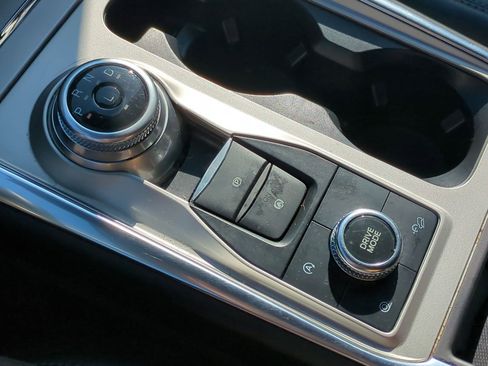 Used 2023 Ford Explorer XLT w/ Equipment Group 202A image 23